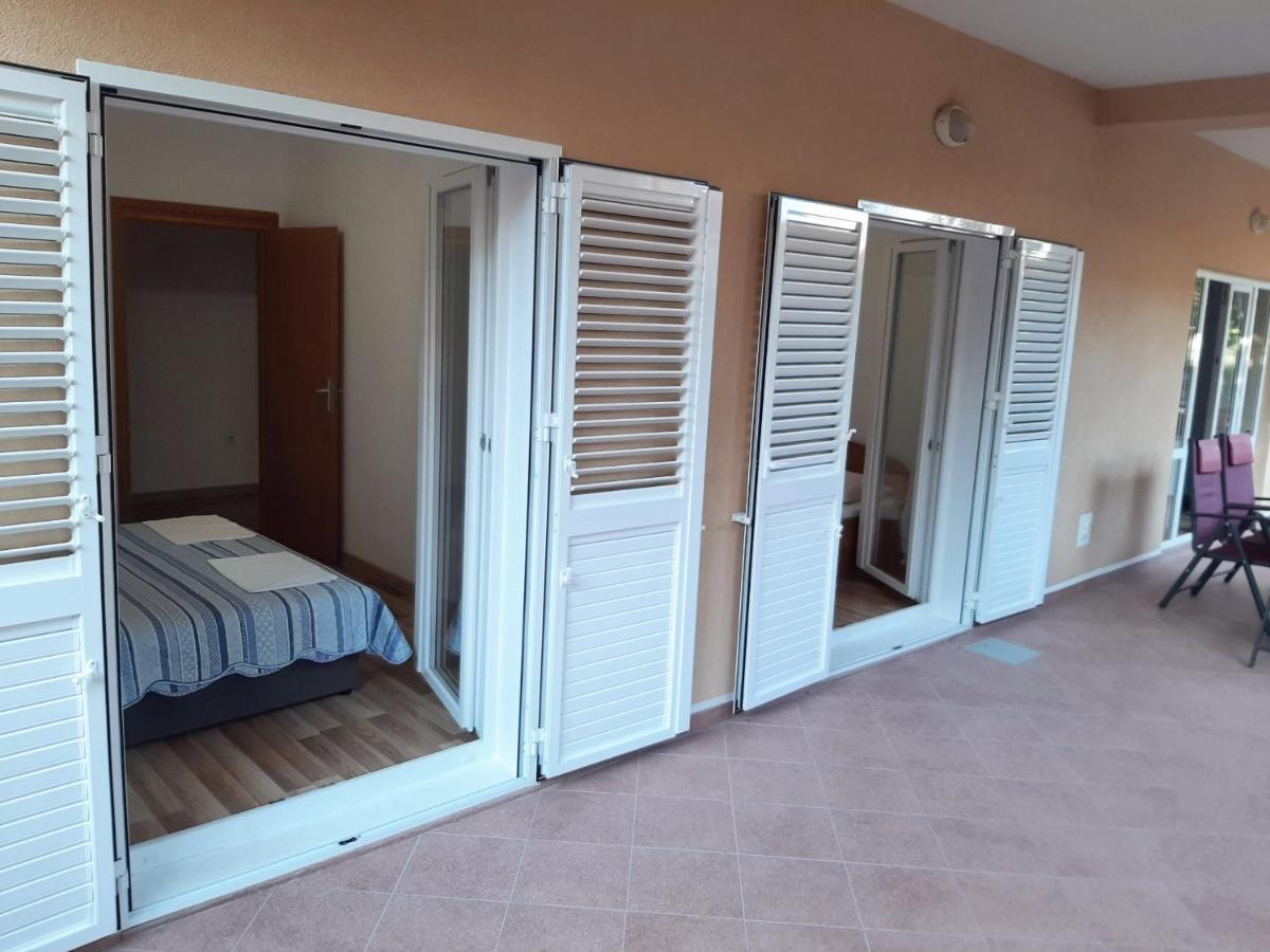 Apartmani I Soba Andrijasevic 马卡尔斯卡 外观 照片