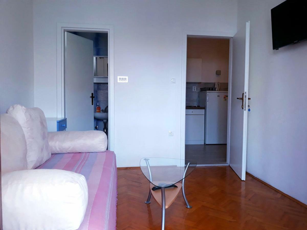 Apartmani I Soba Andrijasevic 马卡尔斯卡 外观 照片